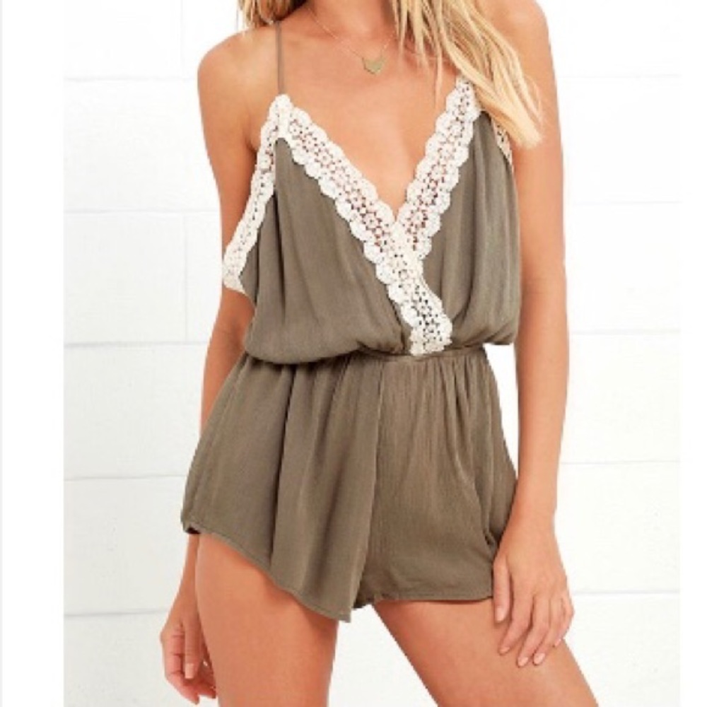 Lulu’s Catching Wind Olive Green Lace Romper